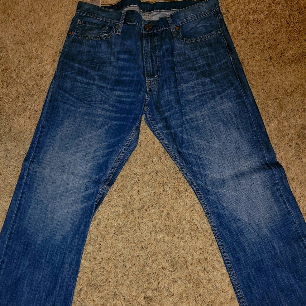 Levi 514 jeans